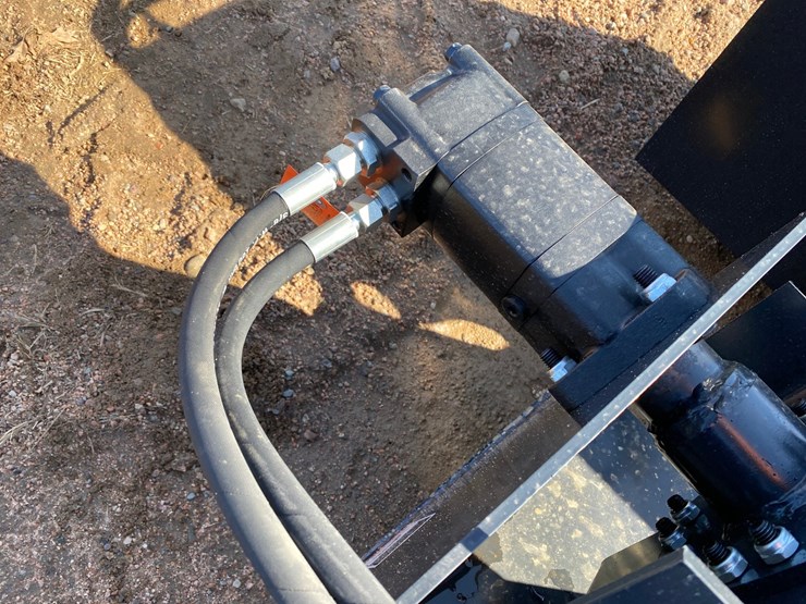 #4101-•-72"-jct-hydraulic-tiller-attachment-image-7