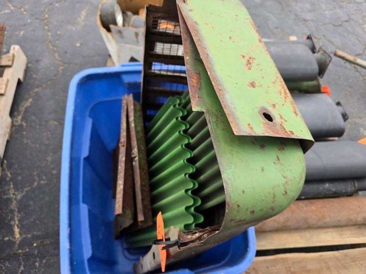 john-deere-2-image-2