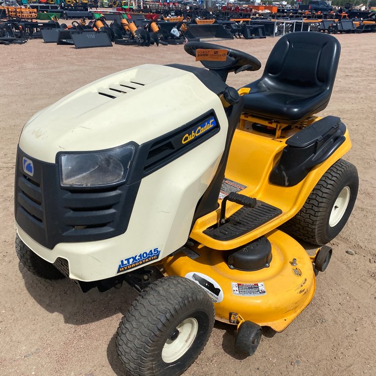 CUB CADET LTX1045