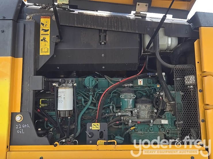 2012-volvo-g940b-image-34