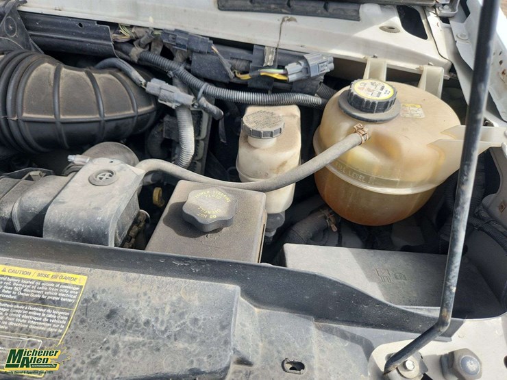 2009-ford-cargo-image-25