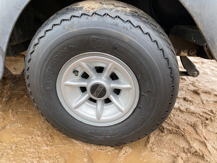 #1578-•-club-car-electric-golf-cart-with-charger-image-17