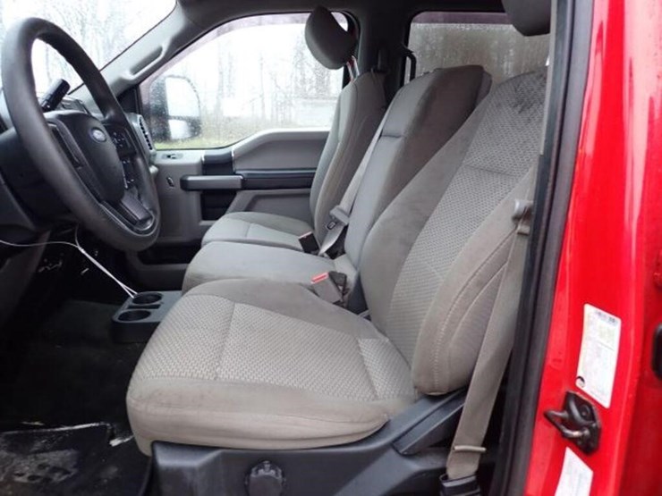 2017-ford-f250-xlt-image-35