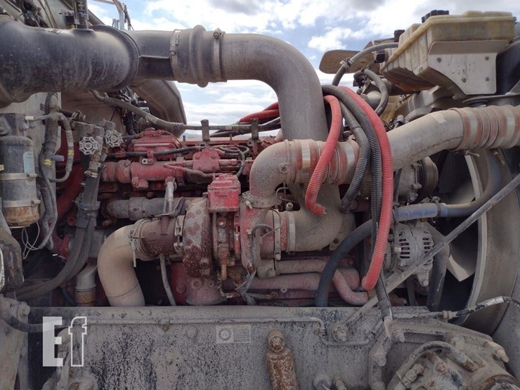 peterbilt-389-image-51