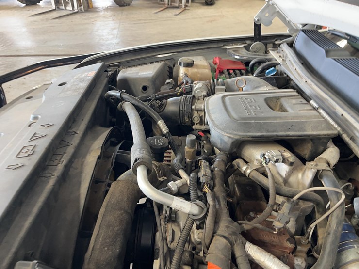 2013-chevrolet-3500-image-58
