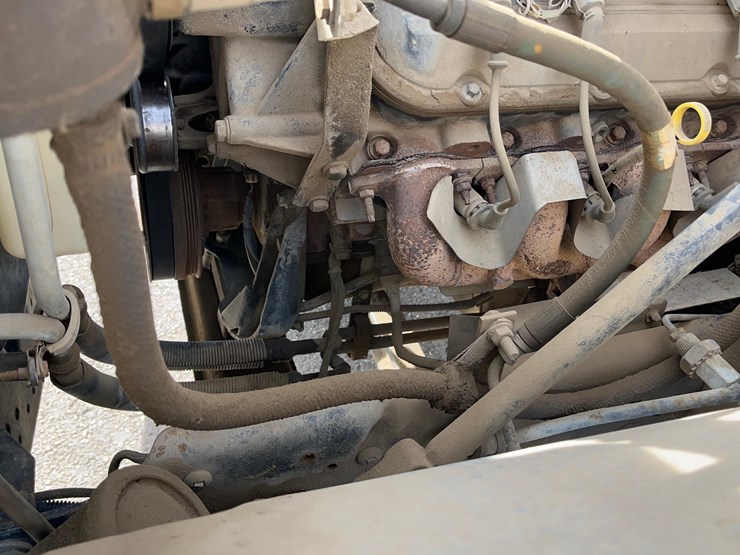 2002-gmc-4500-truck-image-18