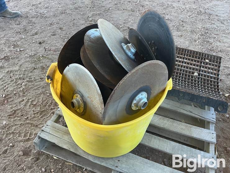 john-deere-seed-discs-image-6