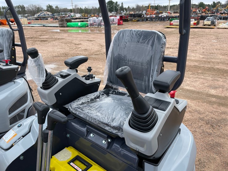 #5514-•-new-ats-me18-mini-excavator-image-10