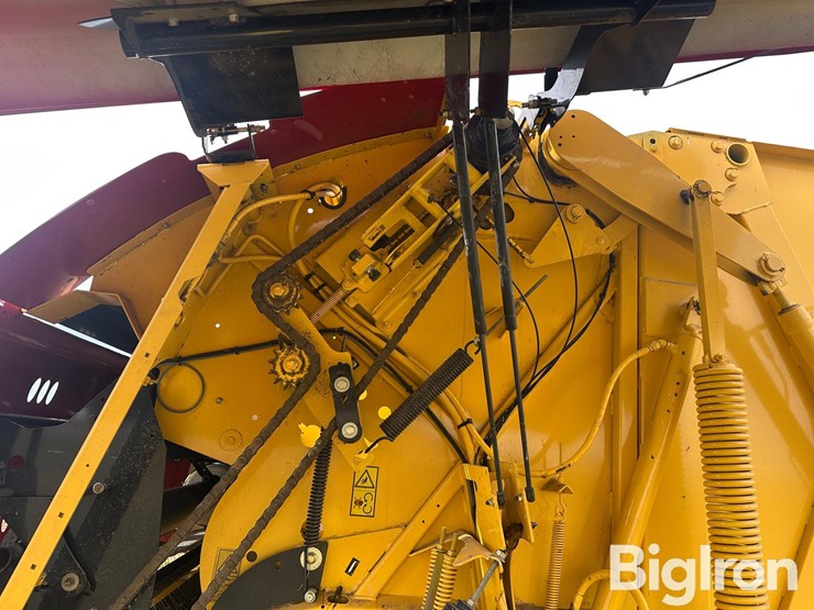 2022-new-holland-roll-belt-560-image-16