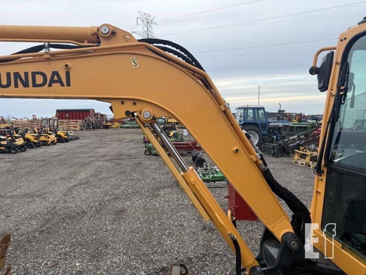 hyundai-robex-35z-9a-image-10
