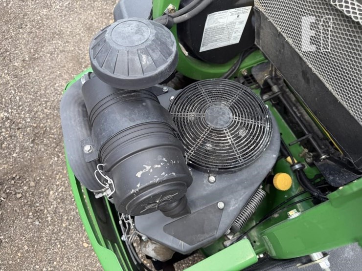2013-john-deere-z930r-image-15