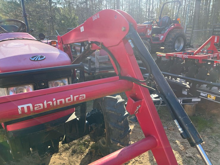 2018-mahindra-5545-image-15