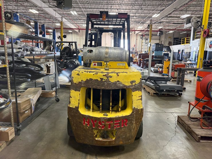#2000-•-hyster-7700lb-forklift-image-7