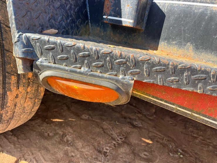 2018-lone-wolf-22'-t/a-utility-trailer-image-15
