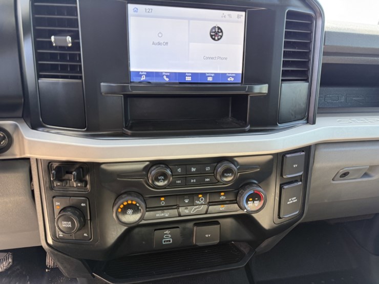 2023-ford-f250-image-15