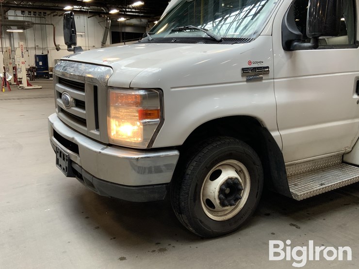 2018-ford-e450-image-13