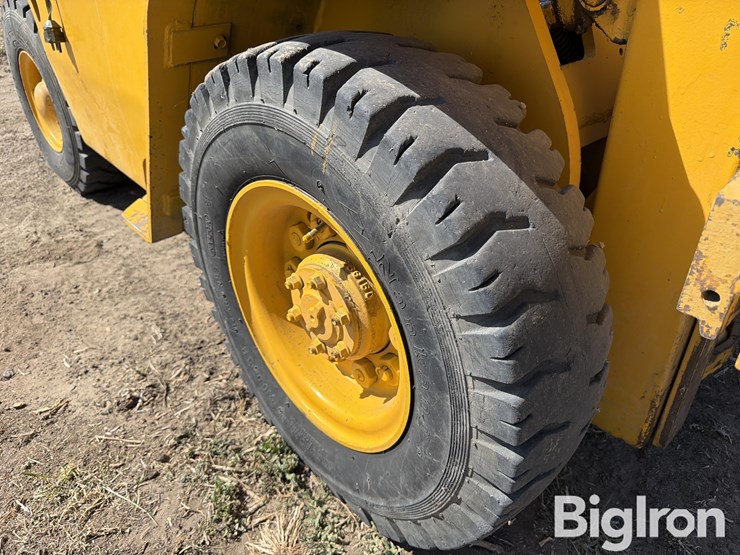 caterpillar-v40b-image-16