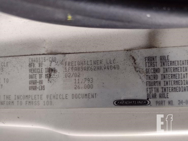 2002-freightliner-fl70-image-5