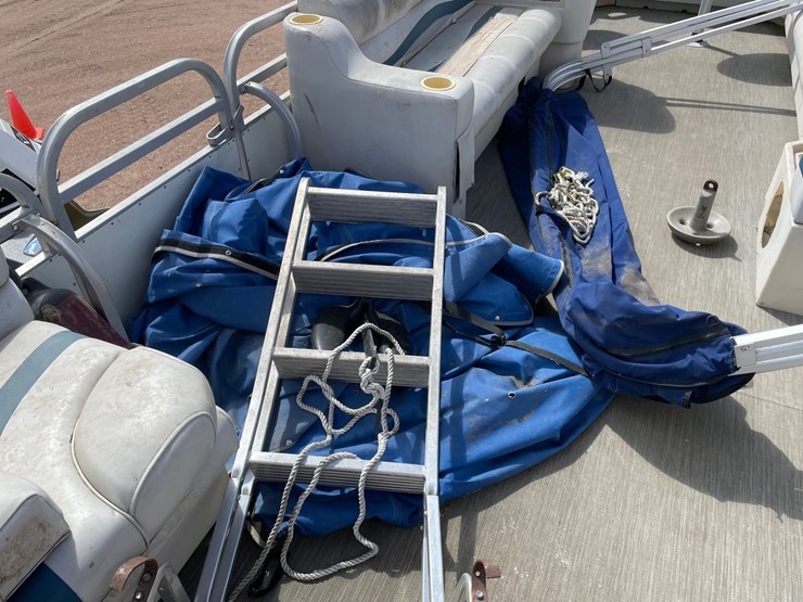 #1576-•-1990-tmc-30'-pontoon-boat-(no-title)-image-17