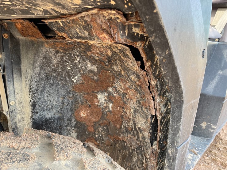 #1625-•-kawasaki-mule-pro-dxt-diesel-utv-image-36