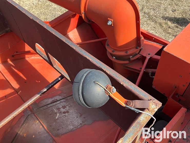 massey-ferguson-750-image-18