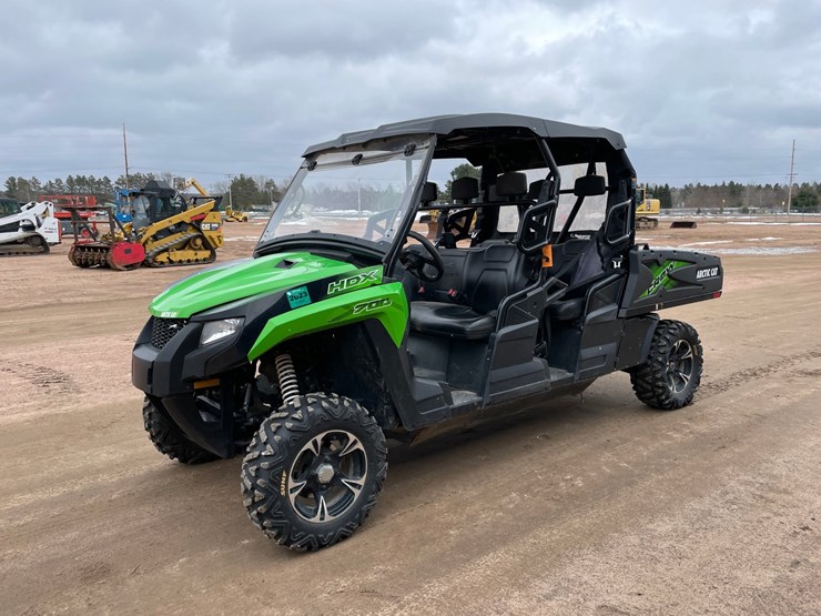 2017-arctic-cat-700-image-1