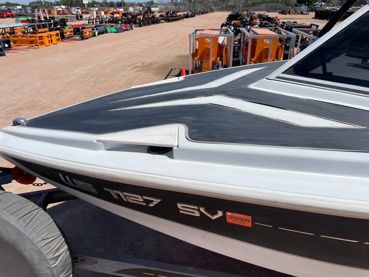 #1565-•-1989-ski-centurion-falcon-19'-ski-boat-(has-reg-card)-image-15