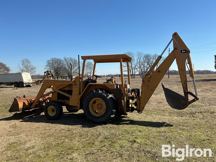 1981-deere-310a-image-8