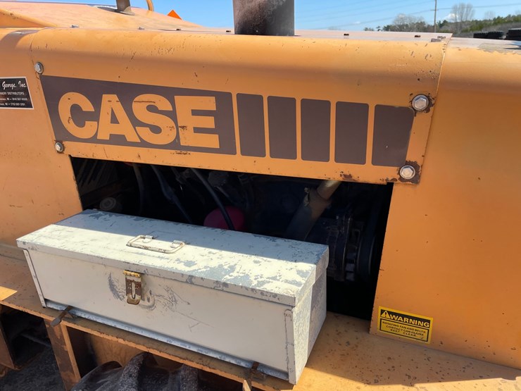 1986-case-dh4b-image-12