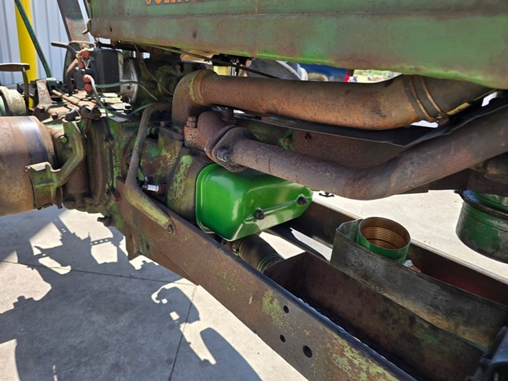 john-deere-model-b-image-12
