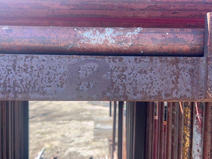 scaffolding-on-carring-cage.-image-4