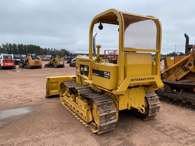 international-td8-image-8