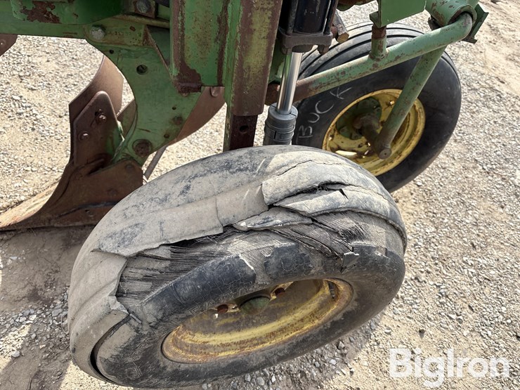 john-deere-450-image-16
