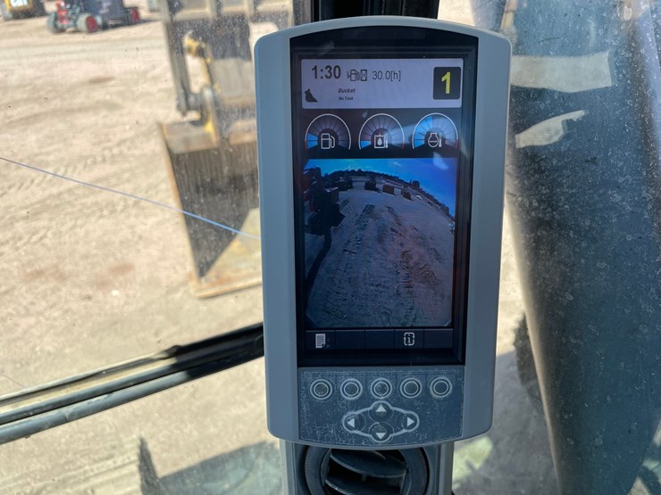 caterpillar-324e-image-79