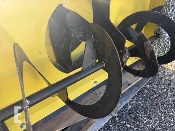 john-deere-x300-image-26