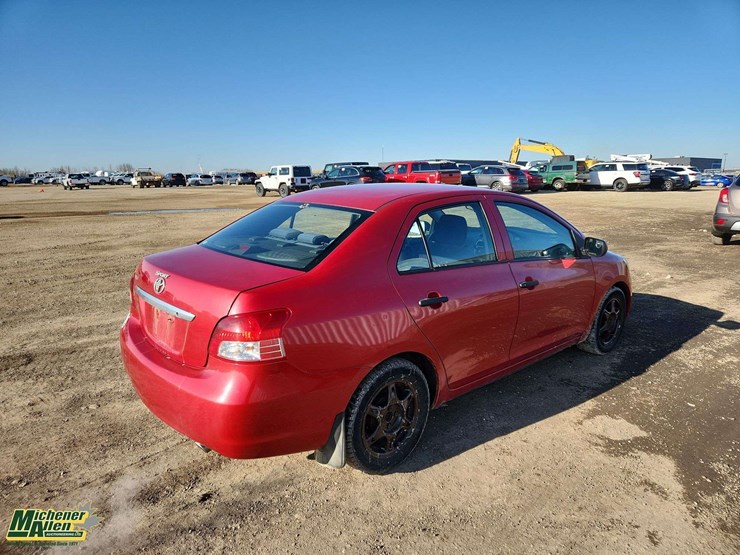 non-operable-2008-toyota-yaris-sport-4dr-sedan-4a-image-3