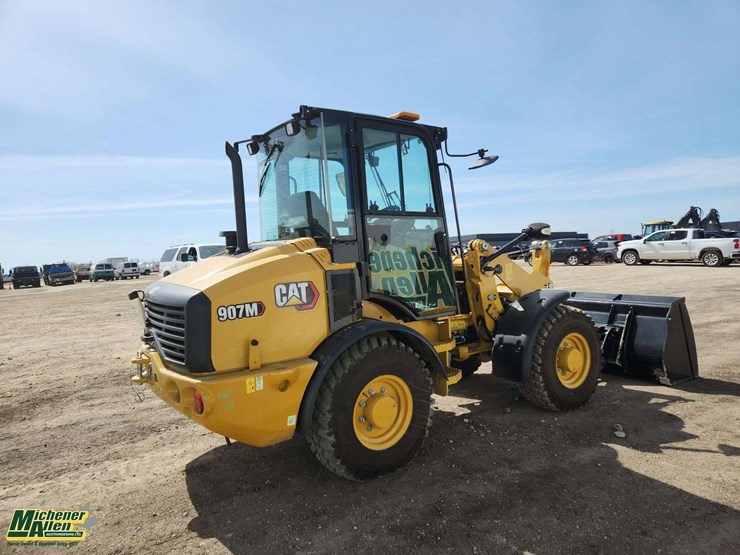 2022-caterpillar-907m-image-4
