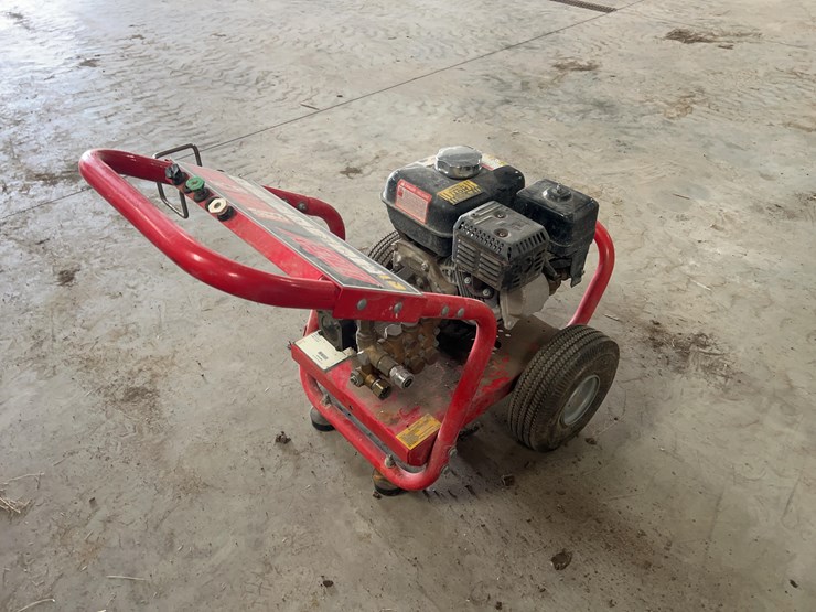 hotsy-pressure-washer-image-4