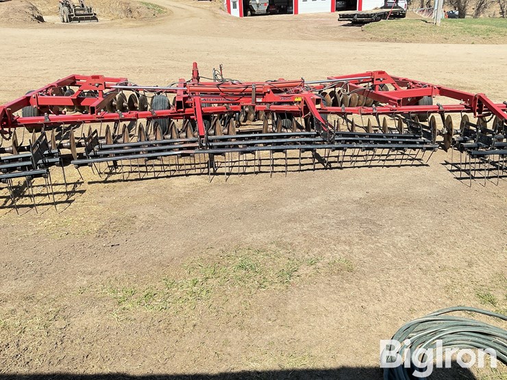 case-ih-3900-image-6