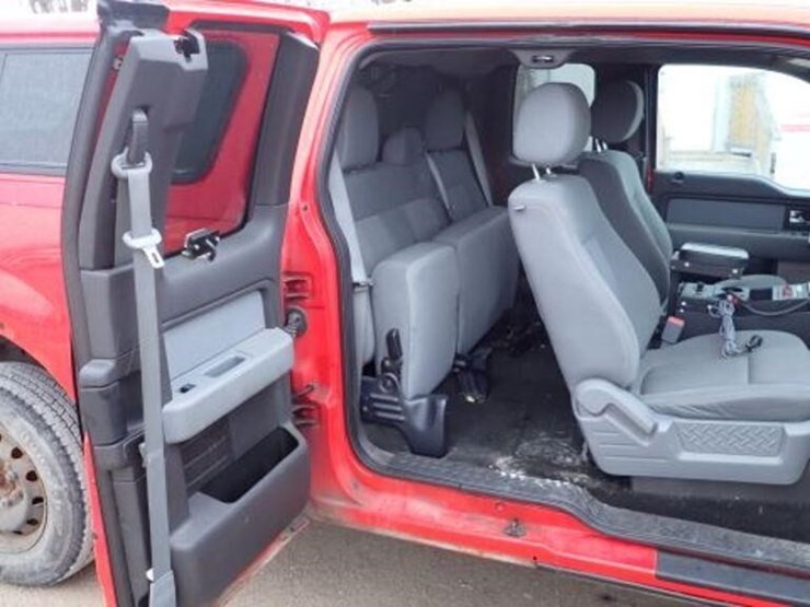 2013-ford-f150-xlt-image-38