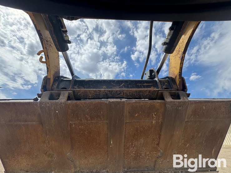 2020-caterpillar-259d-image-11