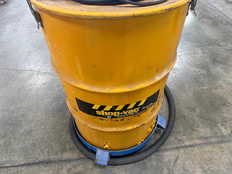#2030-•-industrial-shop-vac-image-3