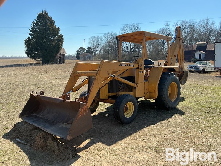 1981-deere-310a-image-1