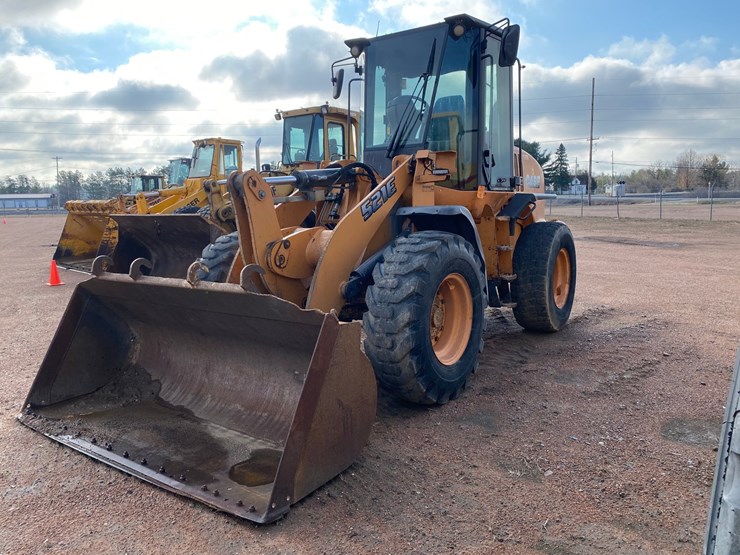 2012-case-521e-image-1