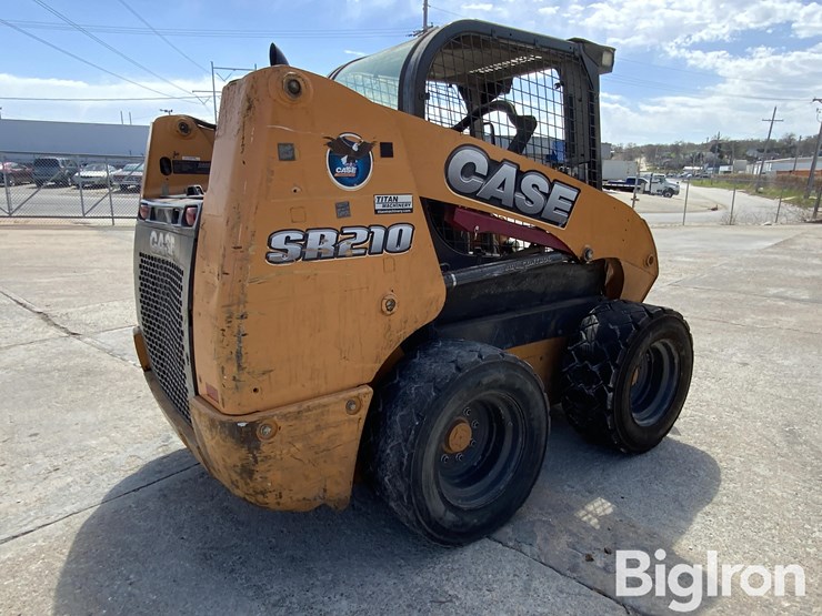 2015-case-sr210-image-20