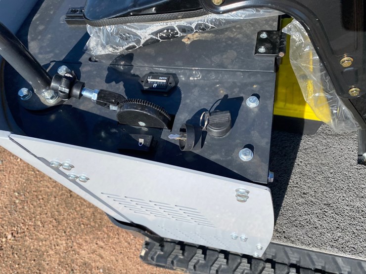 #5513-•-ats-d12d-mini-excavator-image-12