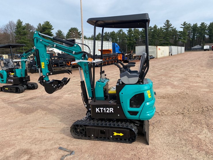 #5558-•-2026-cfg-kt12r-mini-excavator-image-6