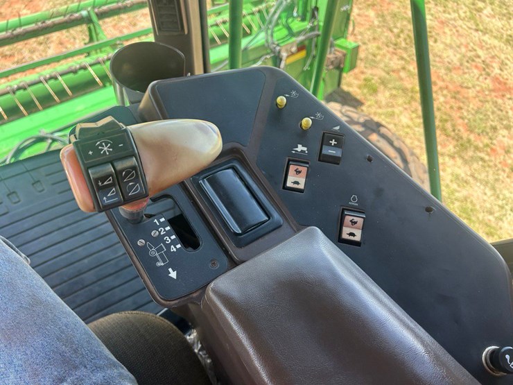 john-deere-4890-image-3