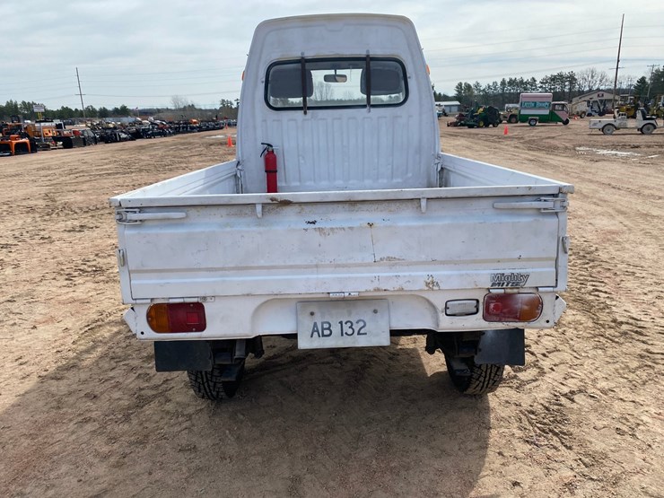 #1561-•-mitsubishi-minicab-truck-(no-title)-image-6
