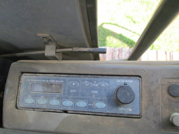 deere-200-lc-image-55